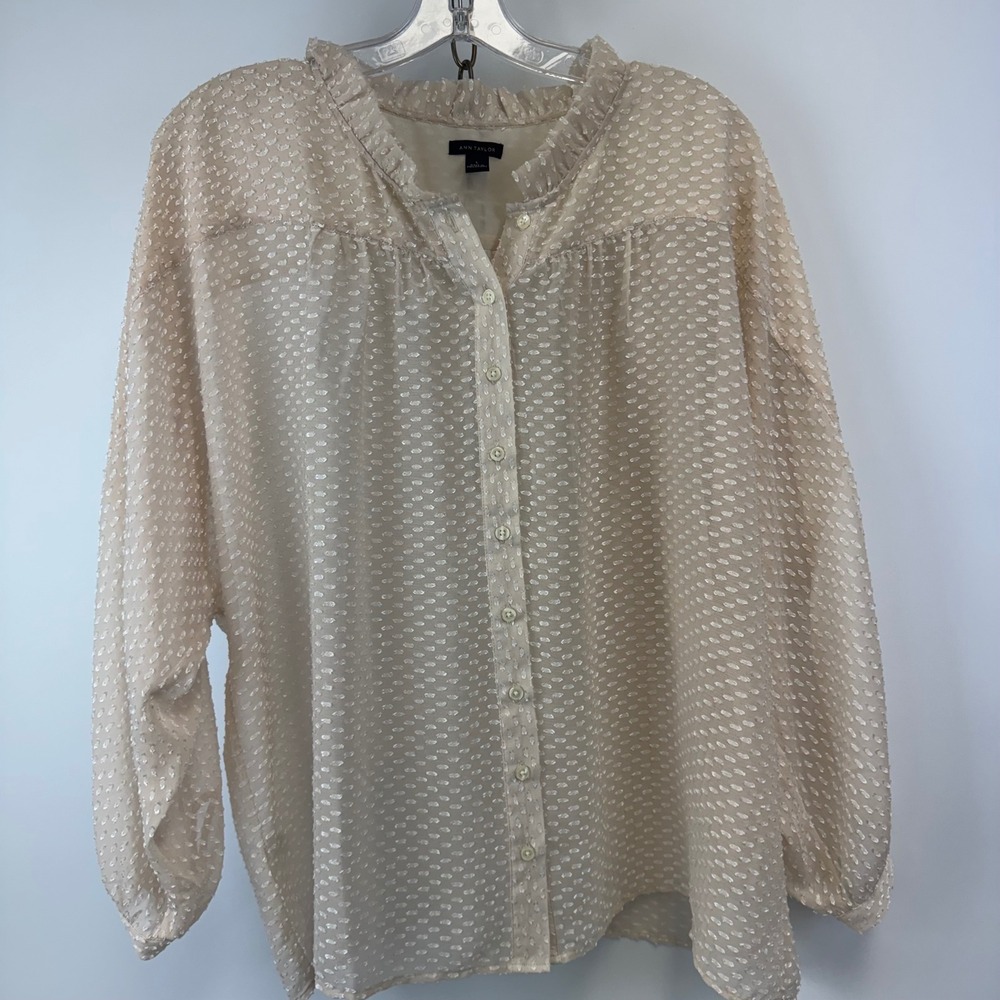 Ann Taylor Blouse Women L Cream Swiss Dot Ruffle Sheer Sleeve Button Front